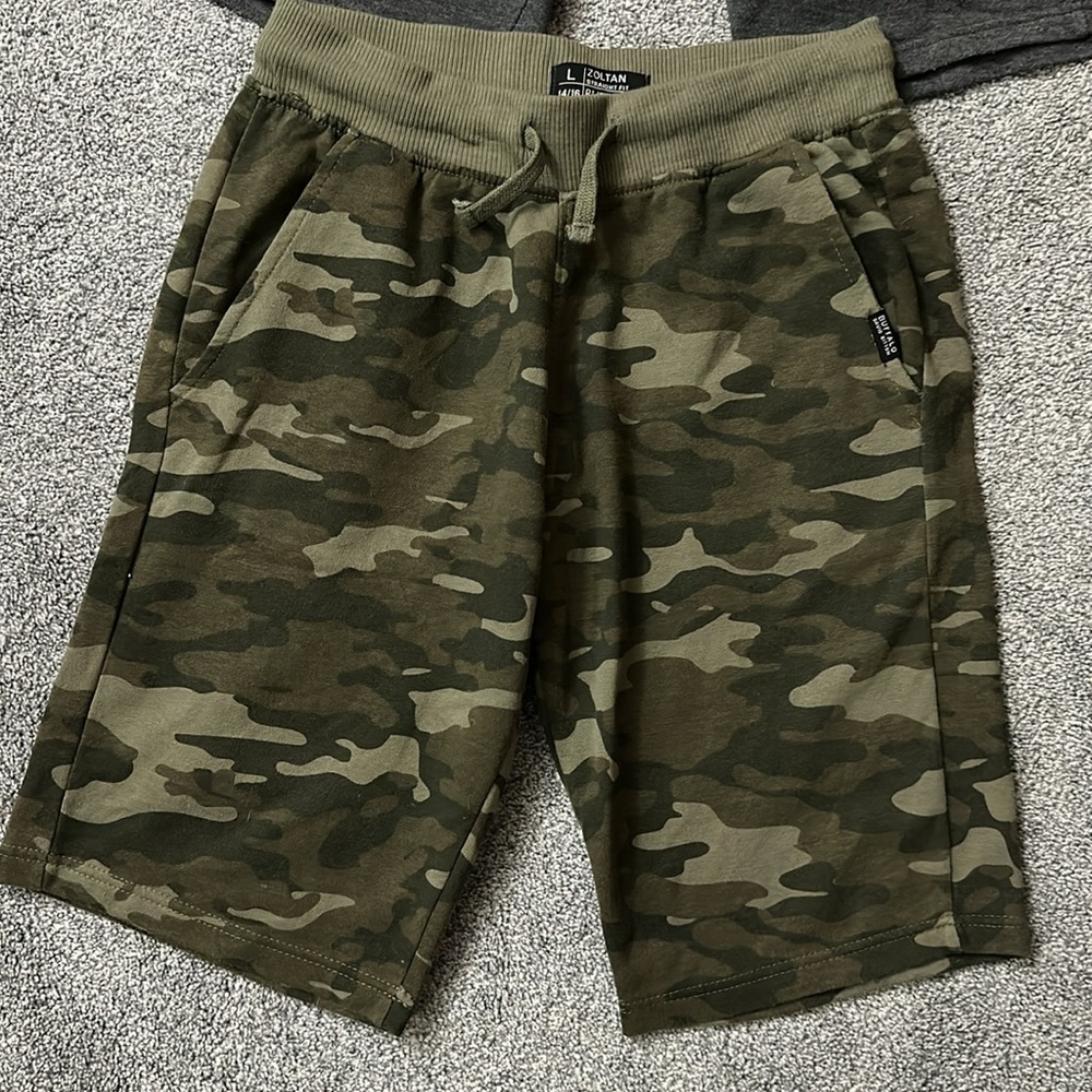 buffalo by david brighton shorts - Picture 4 of 9